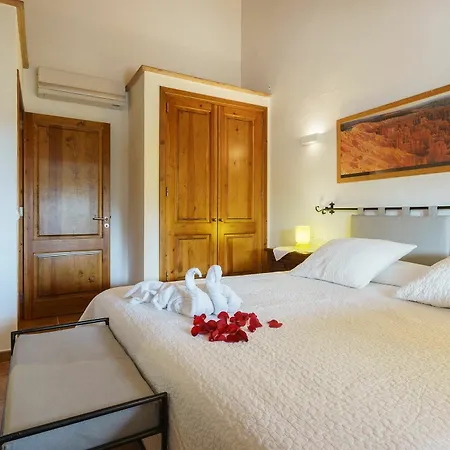 Villa Justo